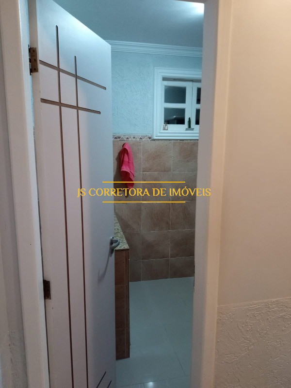 Casa à venda com 2 quartos, 330m² - Foto 22