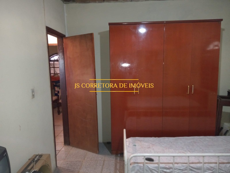 Casa à venda com 2 quartos, 110m² - Foto 5