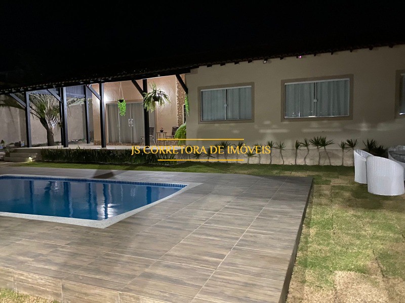 Casa à venda com 8 quartos, 700m² - Foto 25