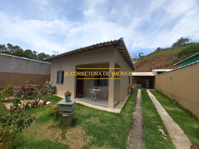 Casa à venda com 2 quartos, 263m² - Foto 1