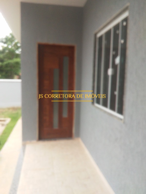 Casa à venda com 2 quartos, 180m² - Foto 3