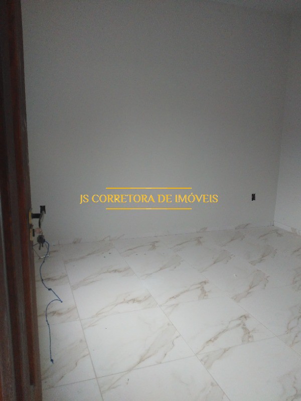 Casa à venda com 2 quartos, 180m² - Foto 10