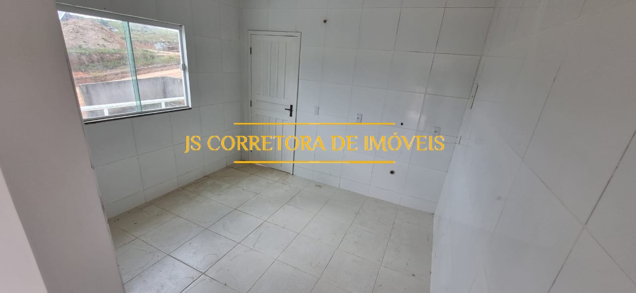 Casa à venda com 2 quartos, 150m² - Foto 14