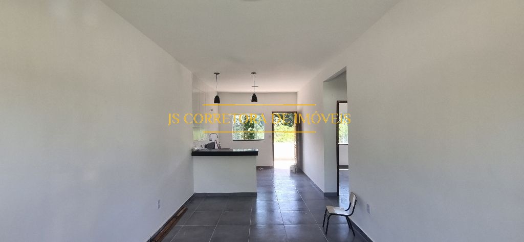 Casa à venda com 2 quartos, 250m² - Foto 4