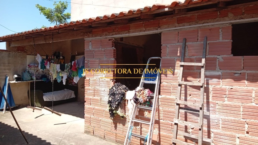 Casa à venda com 2 quartos, 105m² - Foto 8