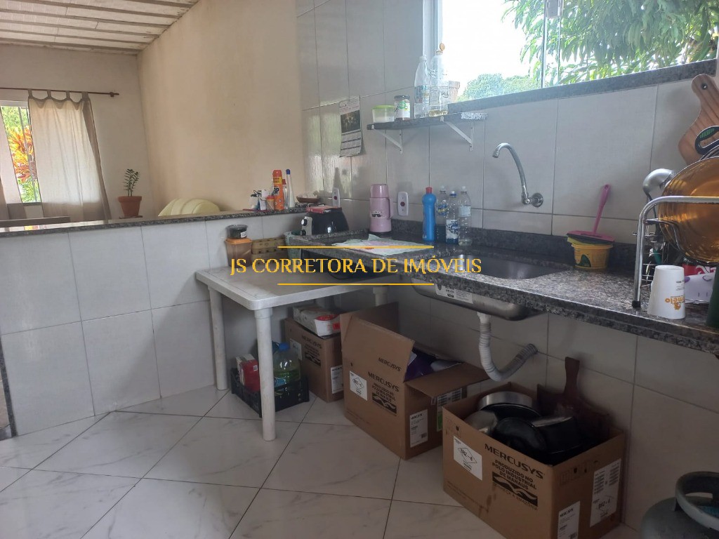 Casa à venda com 2 quartos, 450m² - Foto 18