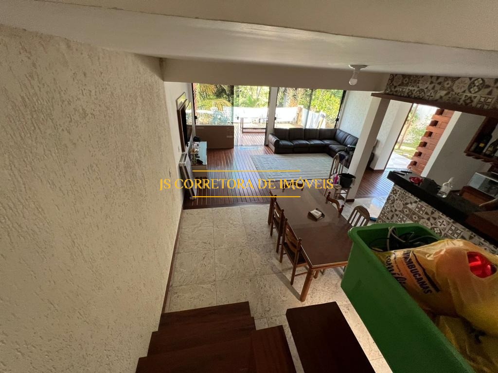 Casa à venda com 2 quartos, 268m² - Foto 5