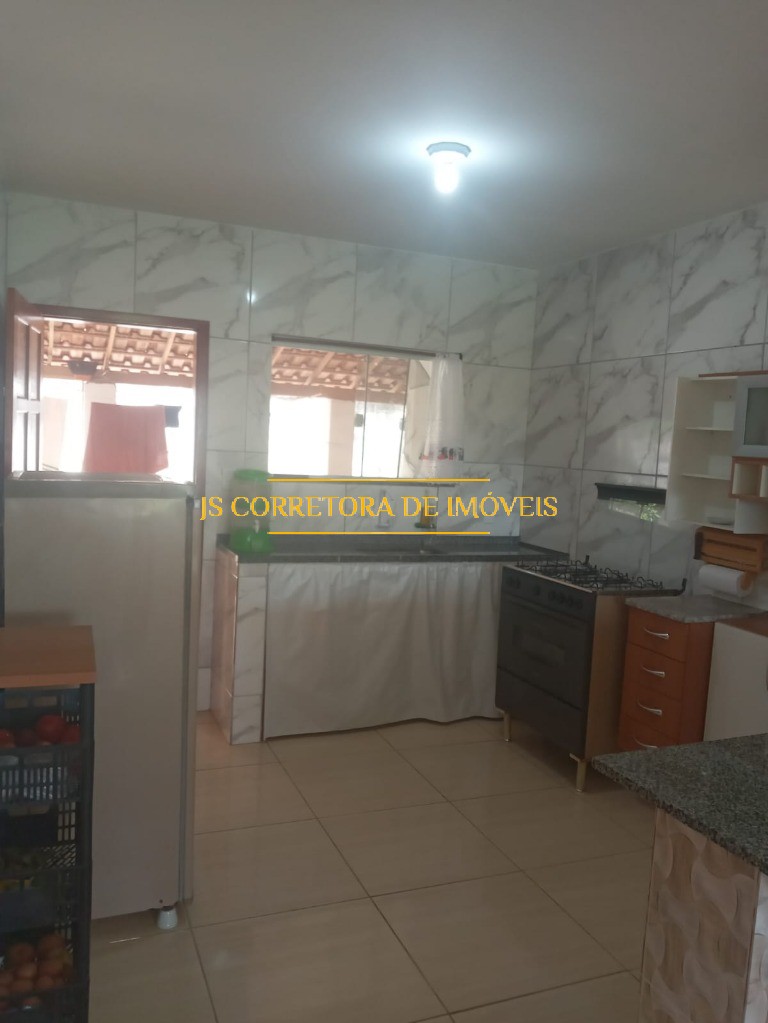 Casa à venda com 1 quarto, 450m² - Foto 11