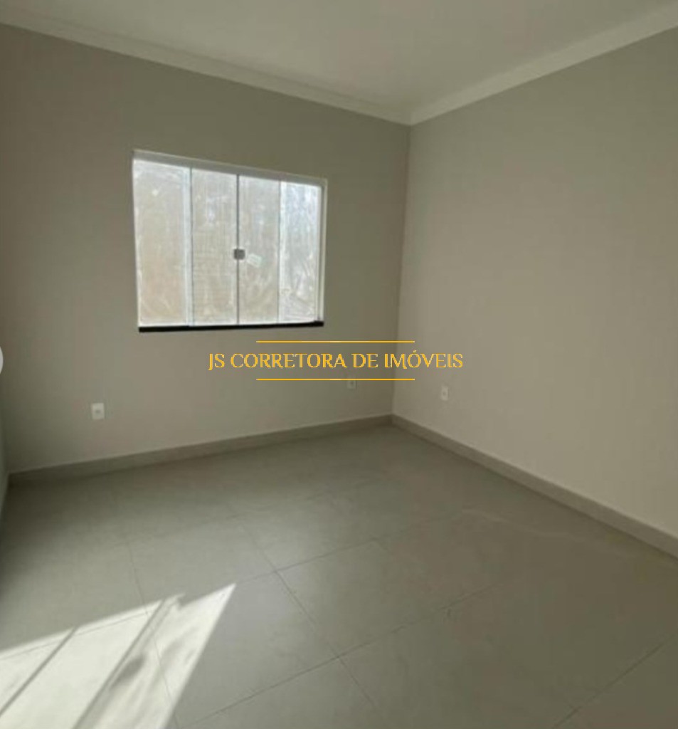 Casa à venda com 2 quartos, 75m² - Foto 4