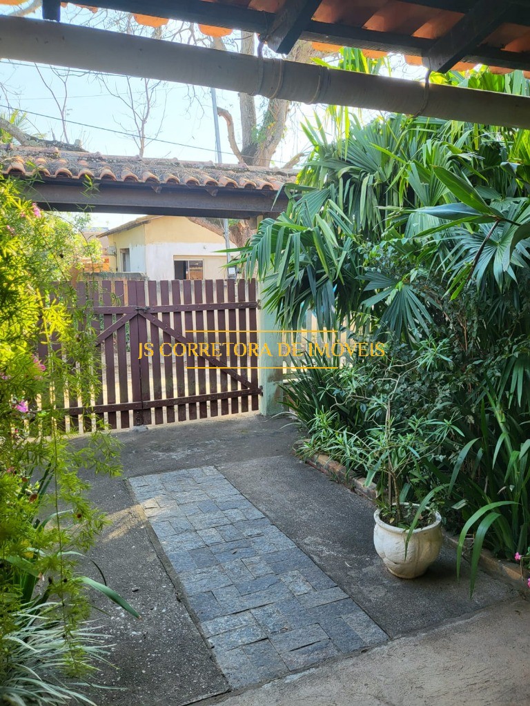 Casa à venda com 2 quartos, 300m² - Foto 18