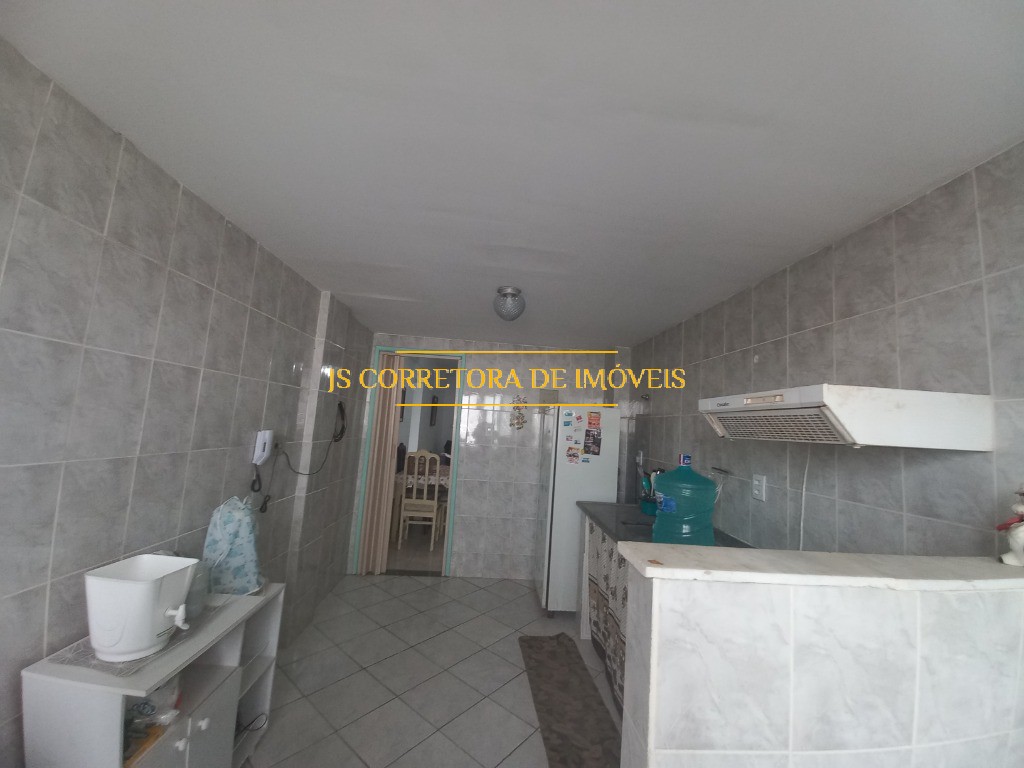 Apartamento à venda com 2 quartos, 200m² - Foto 3