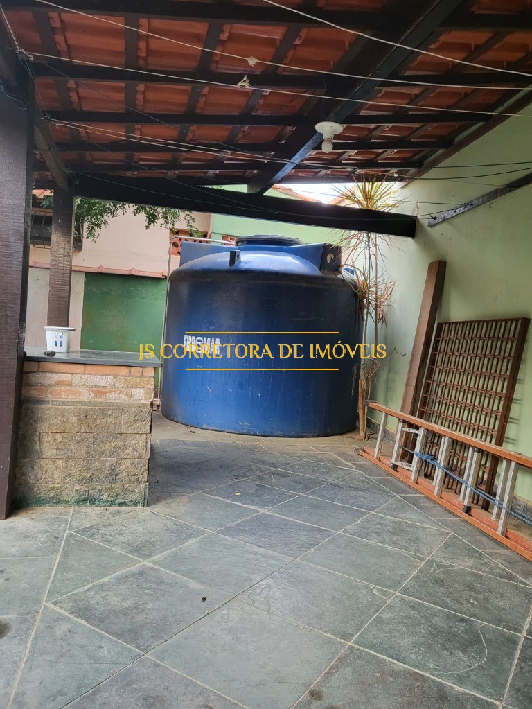 Casa à venda com 2 quartos, 300m² - Foto 20