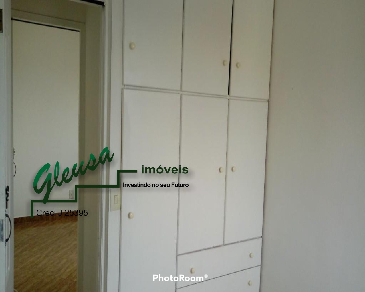 Apartamento à venda com 3 quartos, 61m² - Foto 9