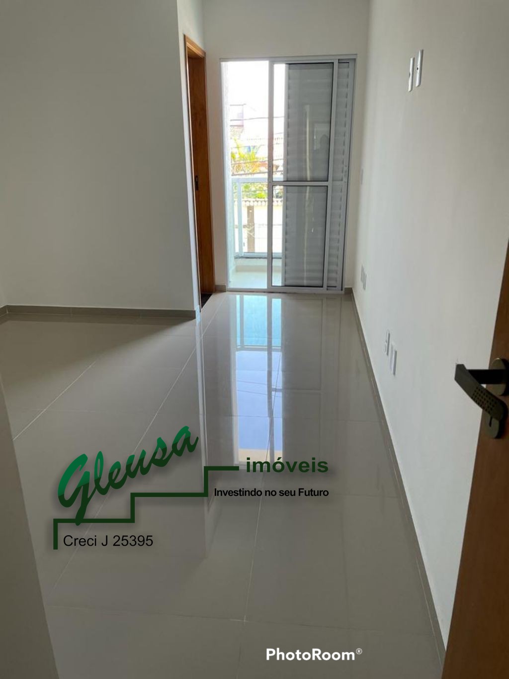 Casa à venda com 3 quartos, 150m² - Foto 8