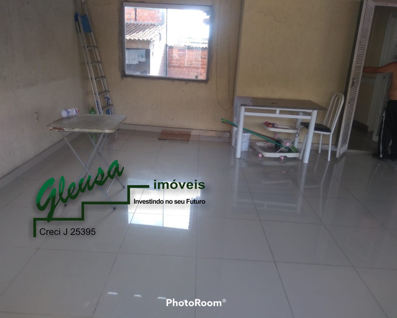 Casa à venda com 4 quartos, 297m² - Foto 10