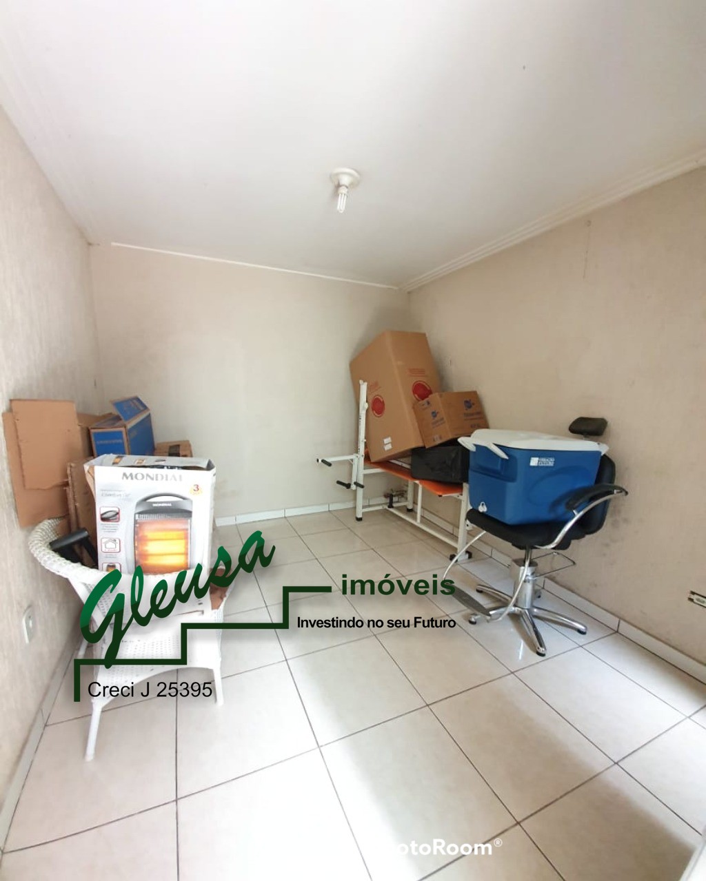 Casa à venda com 4 quartos, 90m² - Foto 18