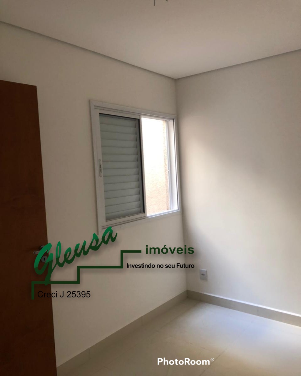 Apartamento à venda com 2 quartos, 39m² - Foto 22