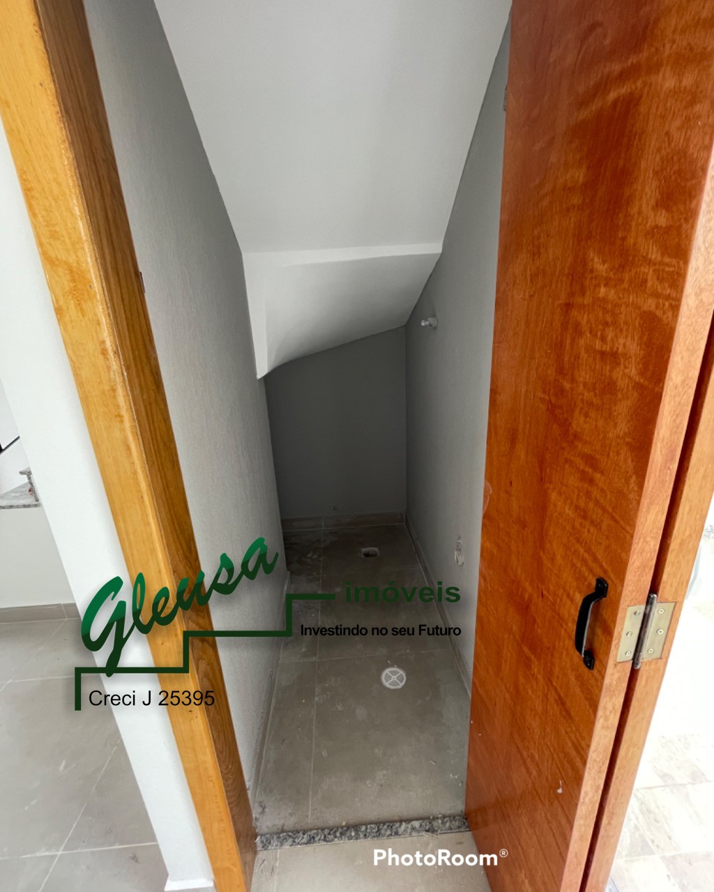 Apartamento à venda com 2 quartos, 40m² - Foto 29