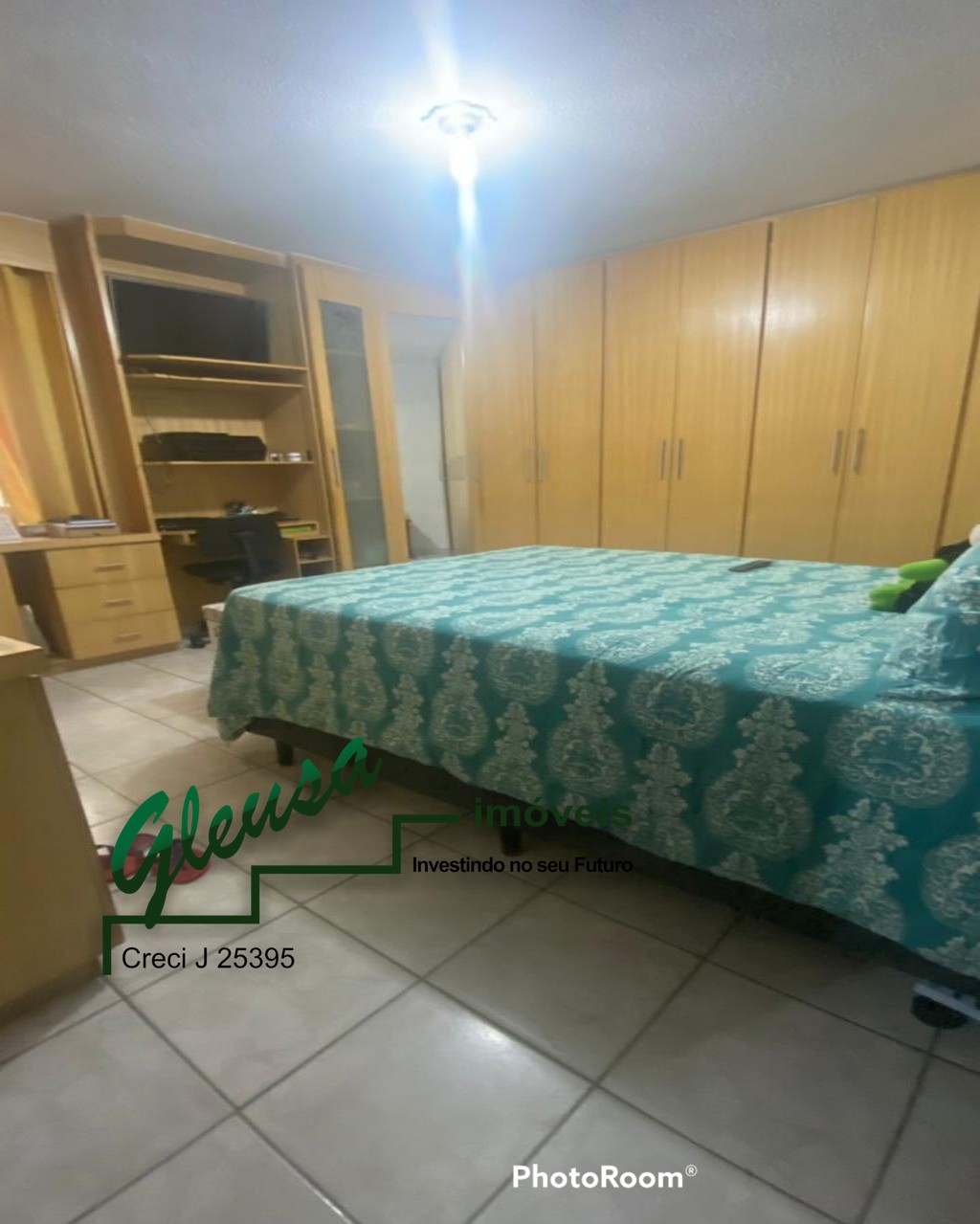 Casa à venda com 8 quartos, 196m² - Foto 40