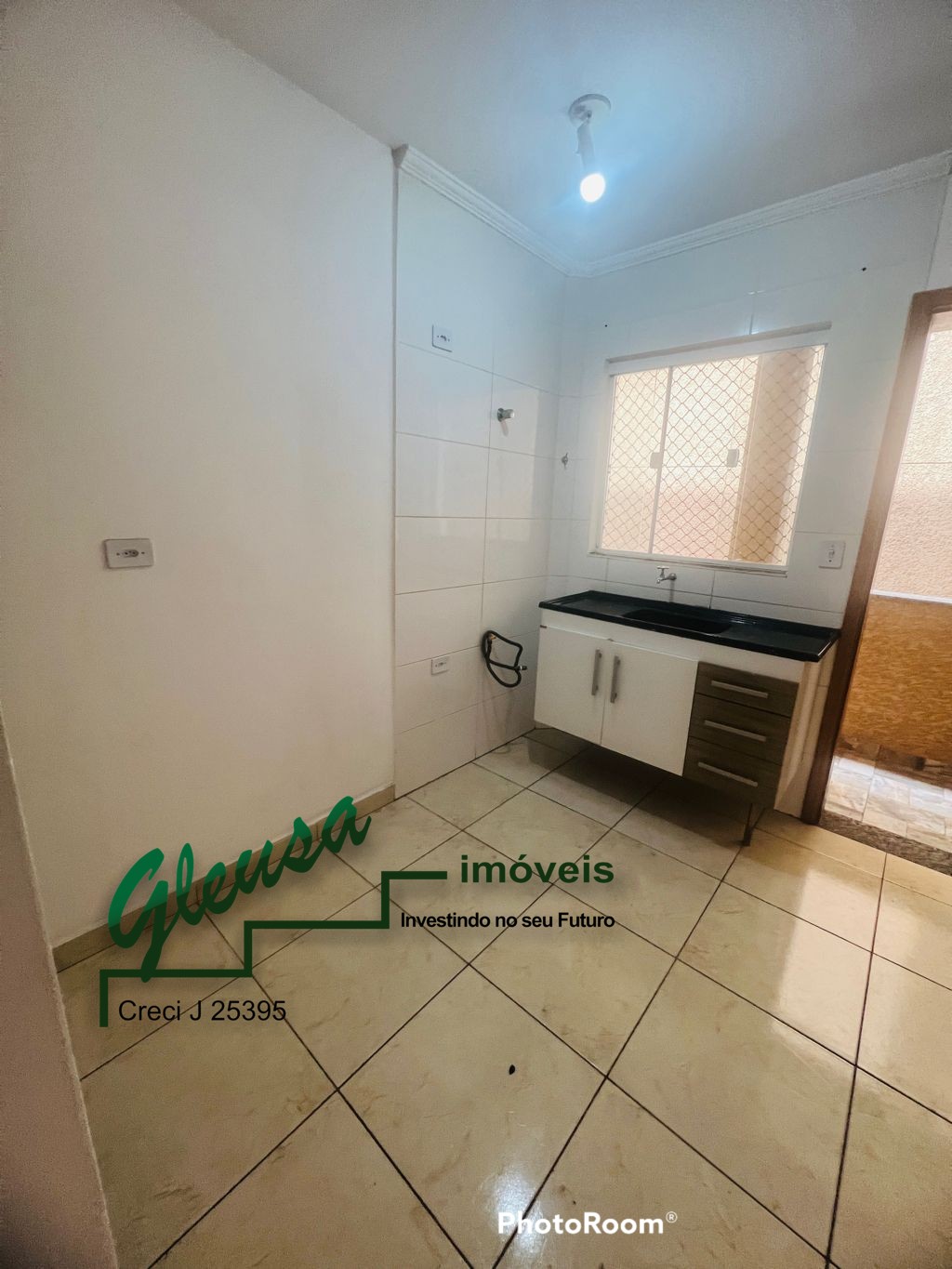 Apartamento à venda com 2 quartos, 35m² - Foto 11