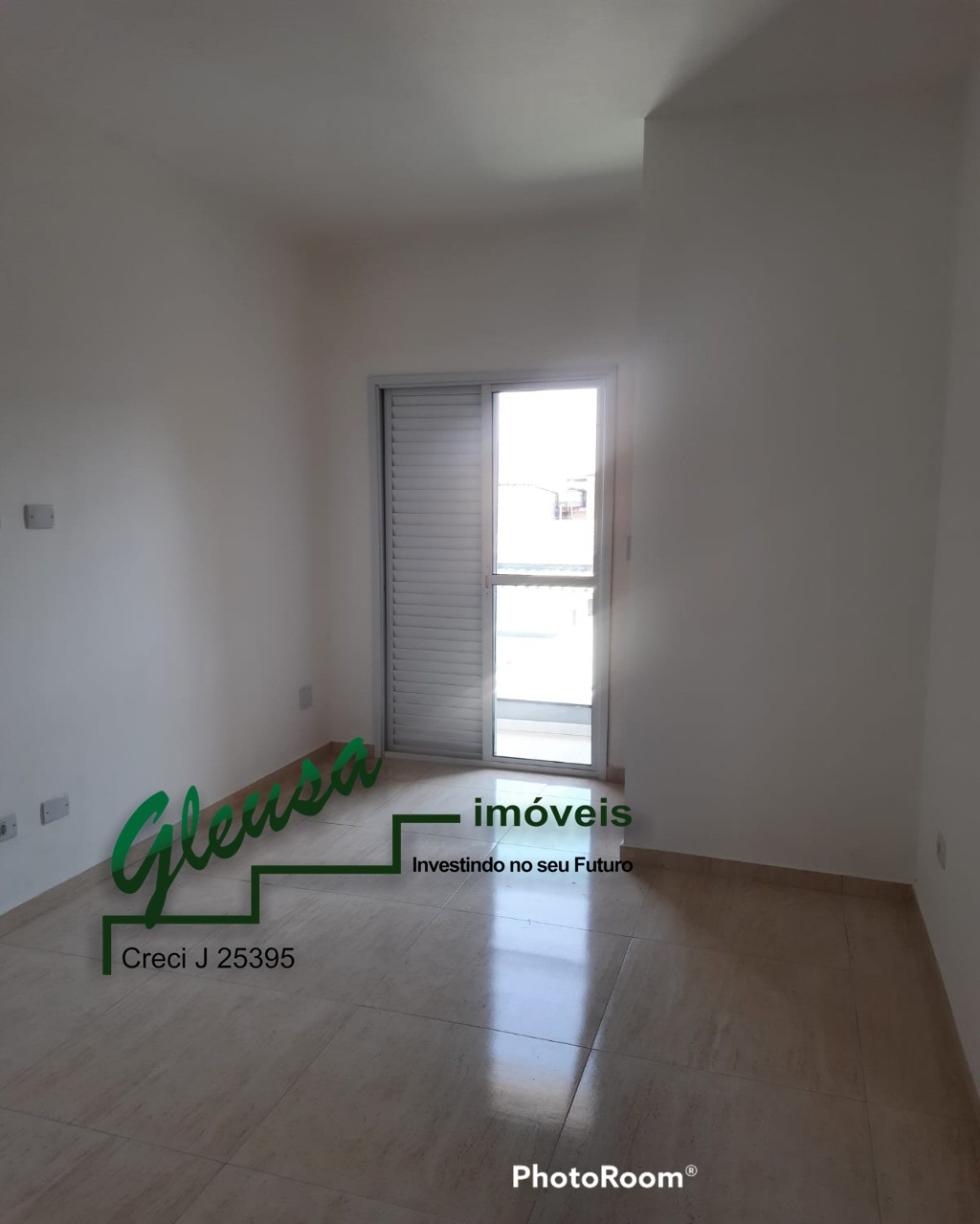 Casa à venda com 3 quartos, 106m² - Foto 11