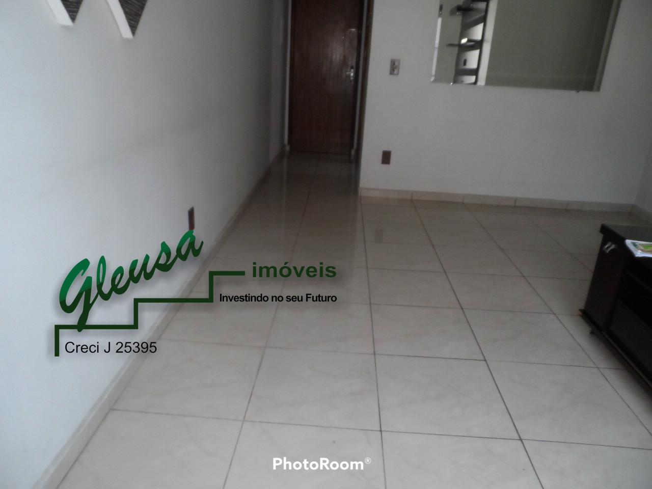 Apartamento à venda com 3 quartos, 65m² - Foto 4