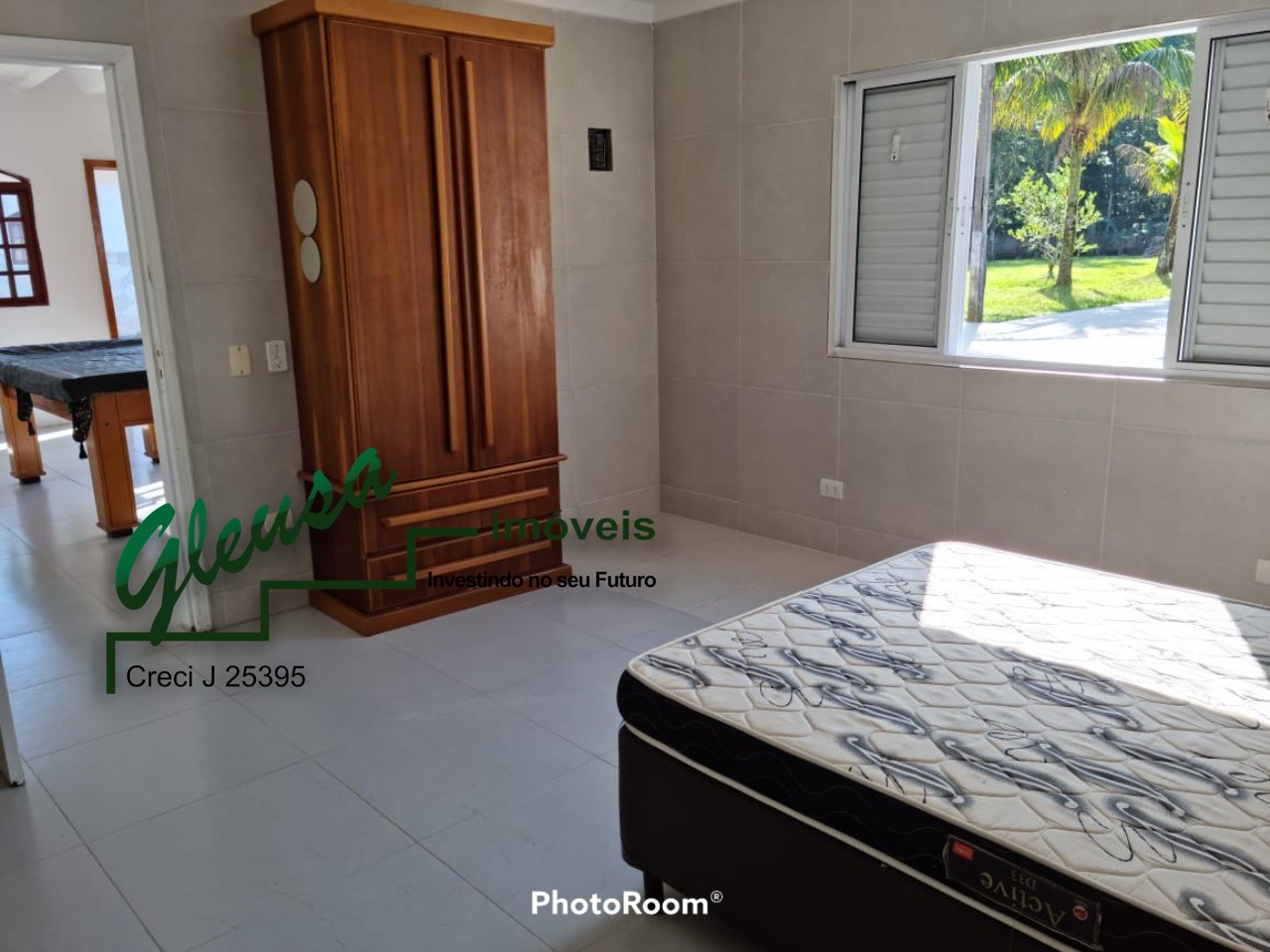 Casa à venda com 3 quartos, 240m² - Foto 11