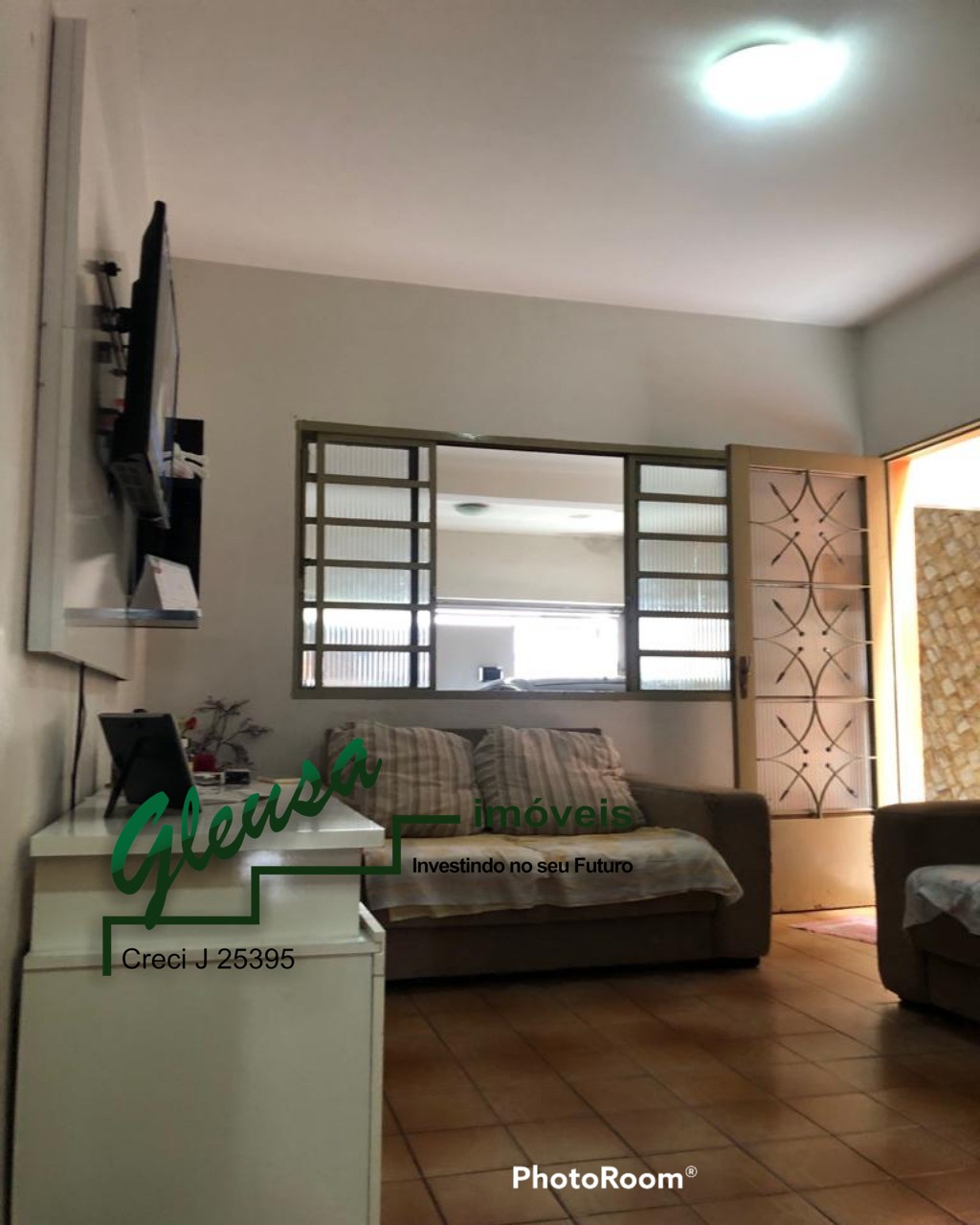 Casa à venda com 3 quartos, 90m² - Foto 2