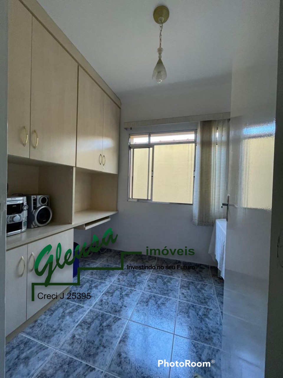 Casa à venda e aluguel com 3 quartos, 300m² - Foto 13