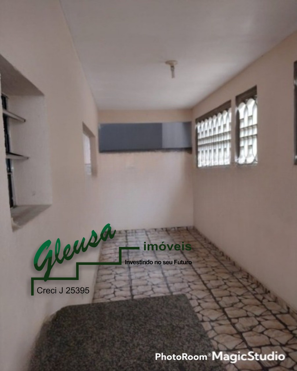 Casa à venda com 2 quartos, 180m² - Foto 18