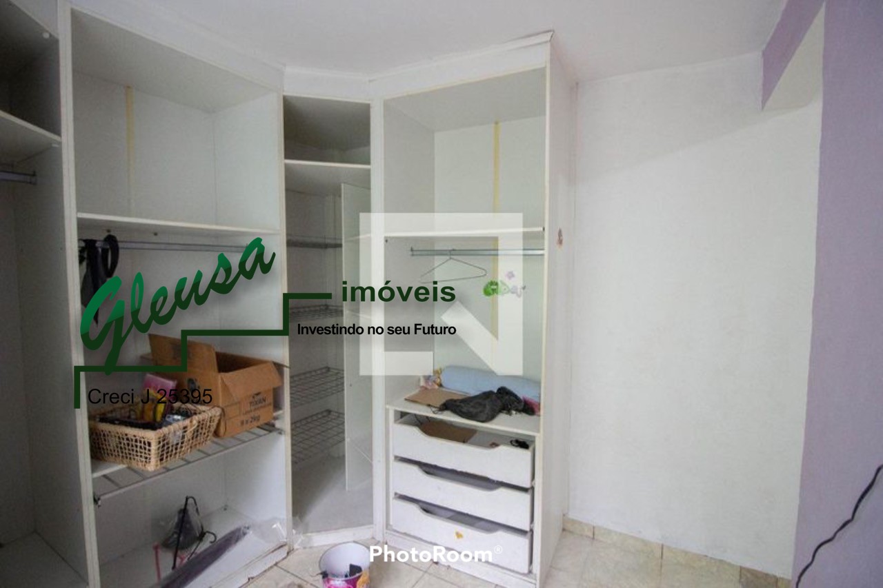 Casa à venda com 2 quartos, 180m² - Foto 10