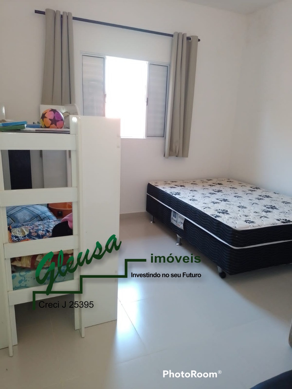 Casa à venda com 2 quartos, 67m² - Foto 18