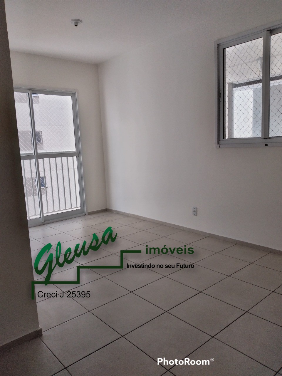 Apartamento à venda com 2 quartos, 73m² - Foto 3