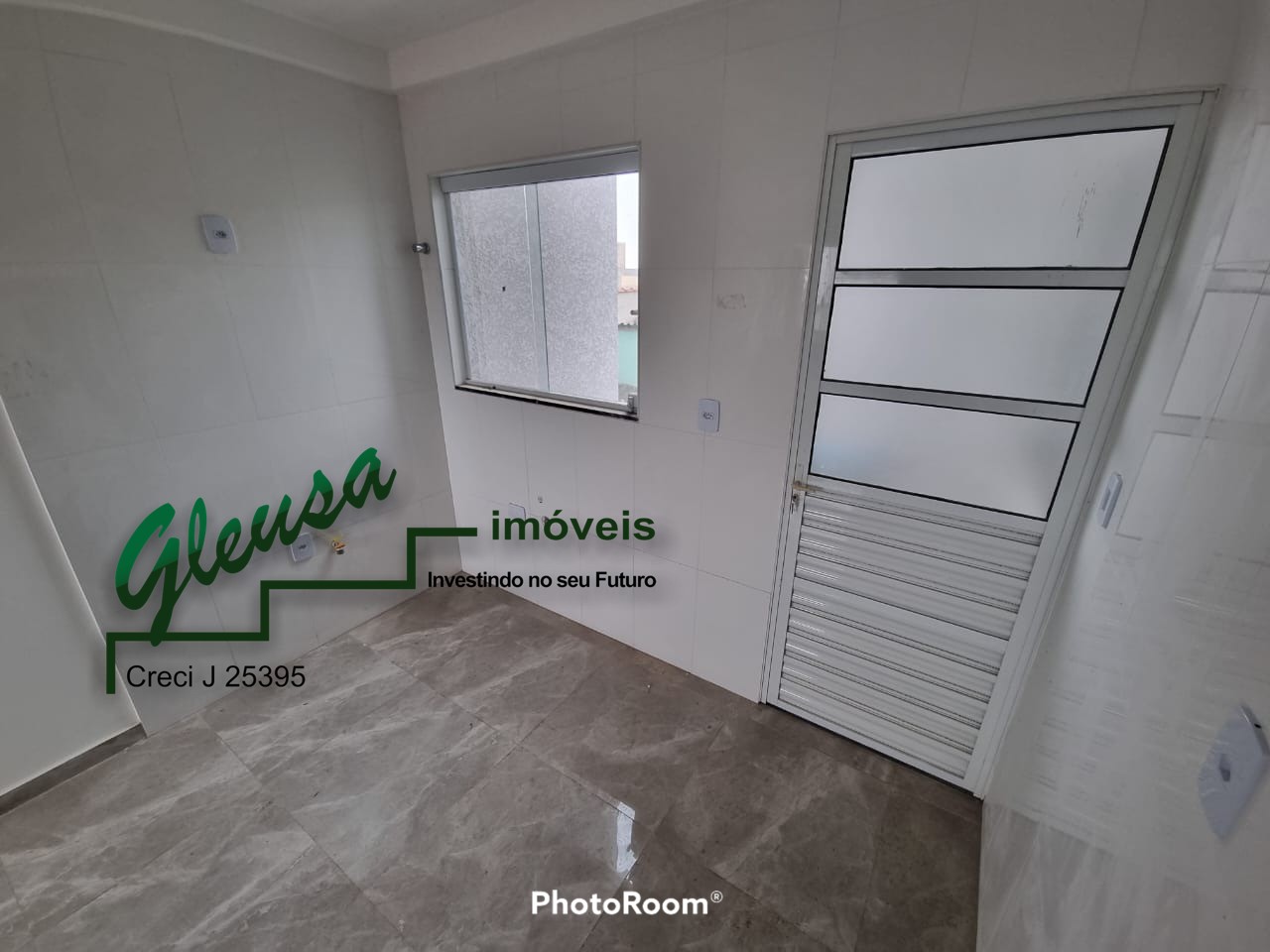 Apartamento à venda com 2 quartos, 40m² - Foto 6