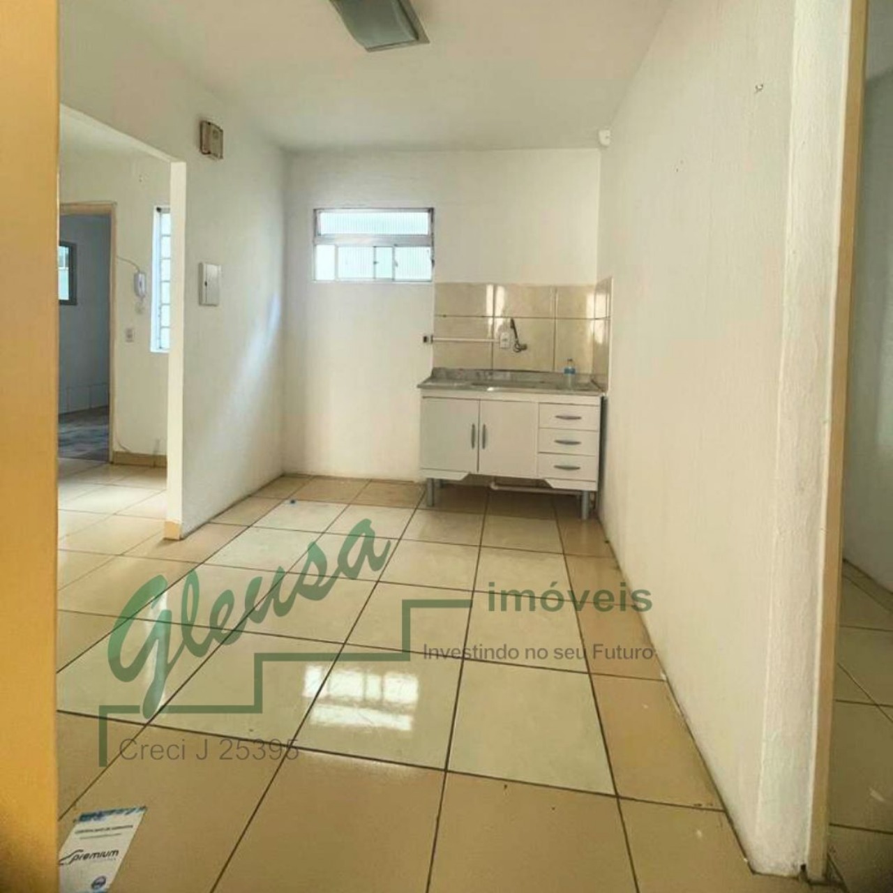 Apartamento à venda com 2 quartos, 46m² - Foto 3