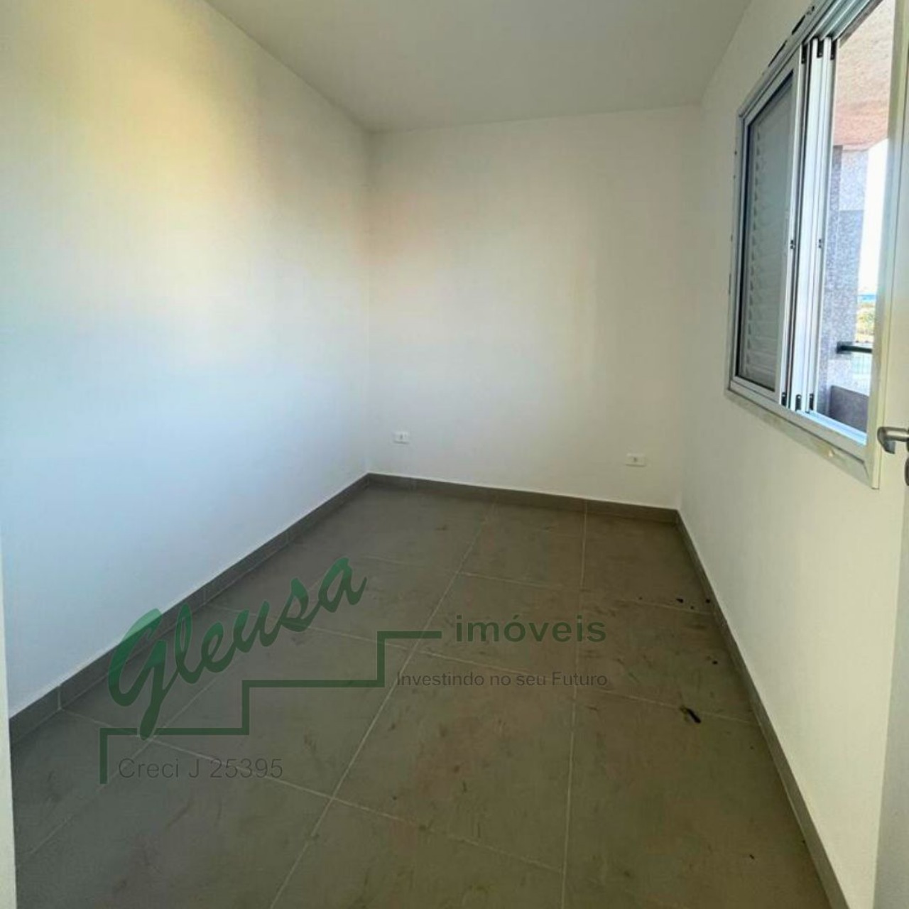 Apartamento à venda com 2 quartos, 44m² - Foto 8