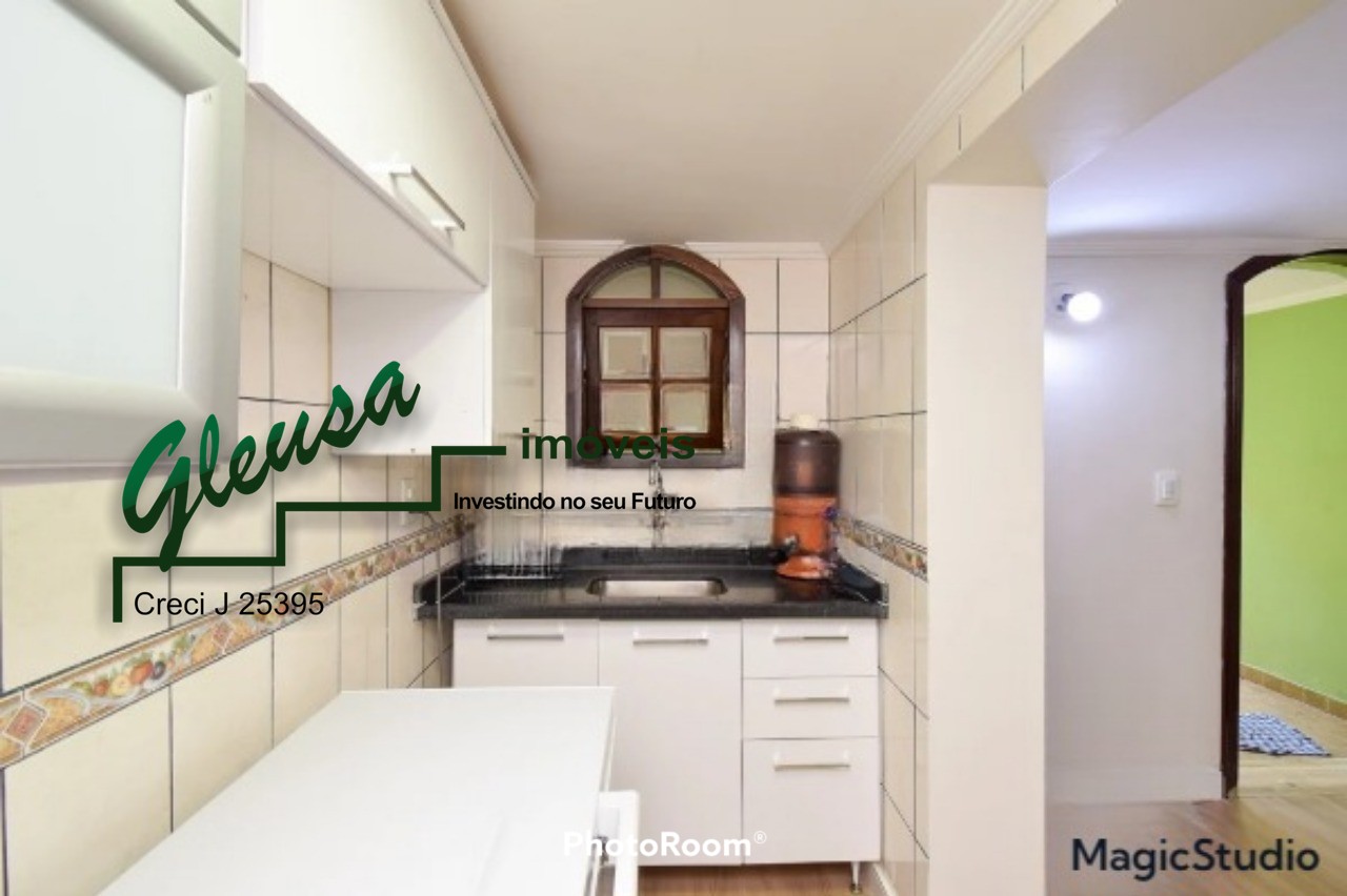 Casa à venda com 4 quartos, 200m² - Foto 16