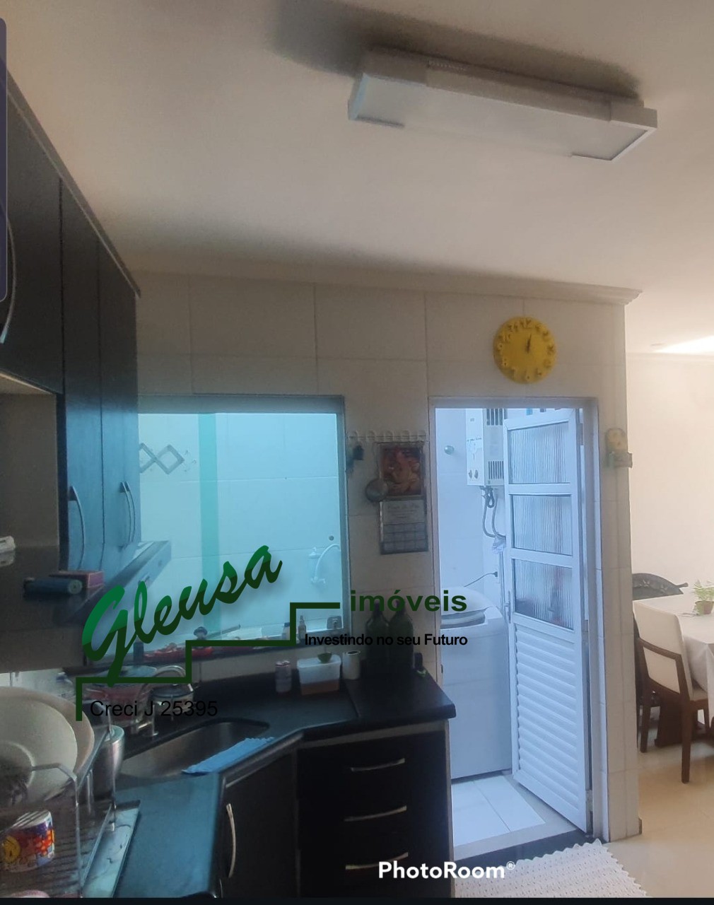 Casa à venda com 3 quartos, 69m² - Foto 7