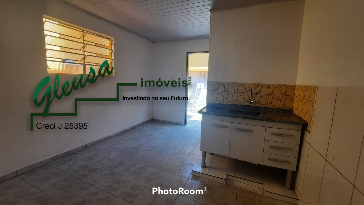 Casa para alugar com 1 quarto, 30m² - Foto 5