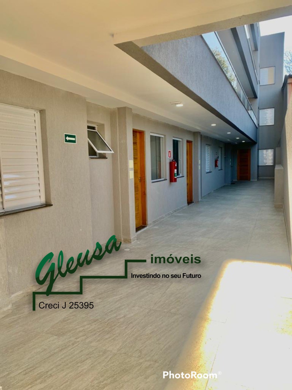 Apartamento à venda com 2 quartos, 44m² - Foto 9