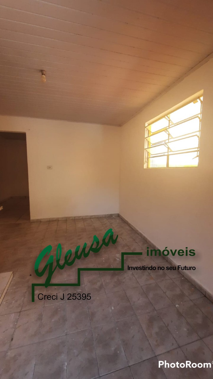 Casa para alugar com 1 quarto, 30m² - Foto 2