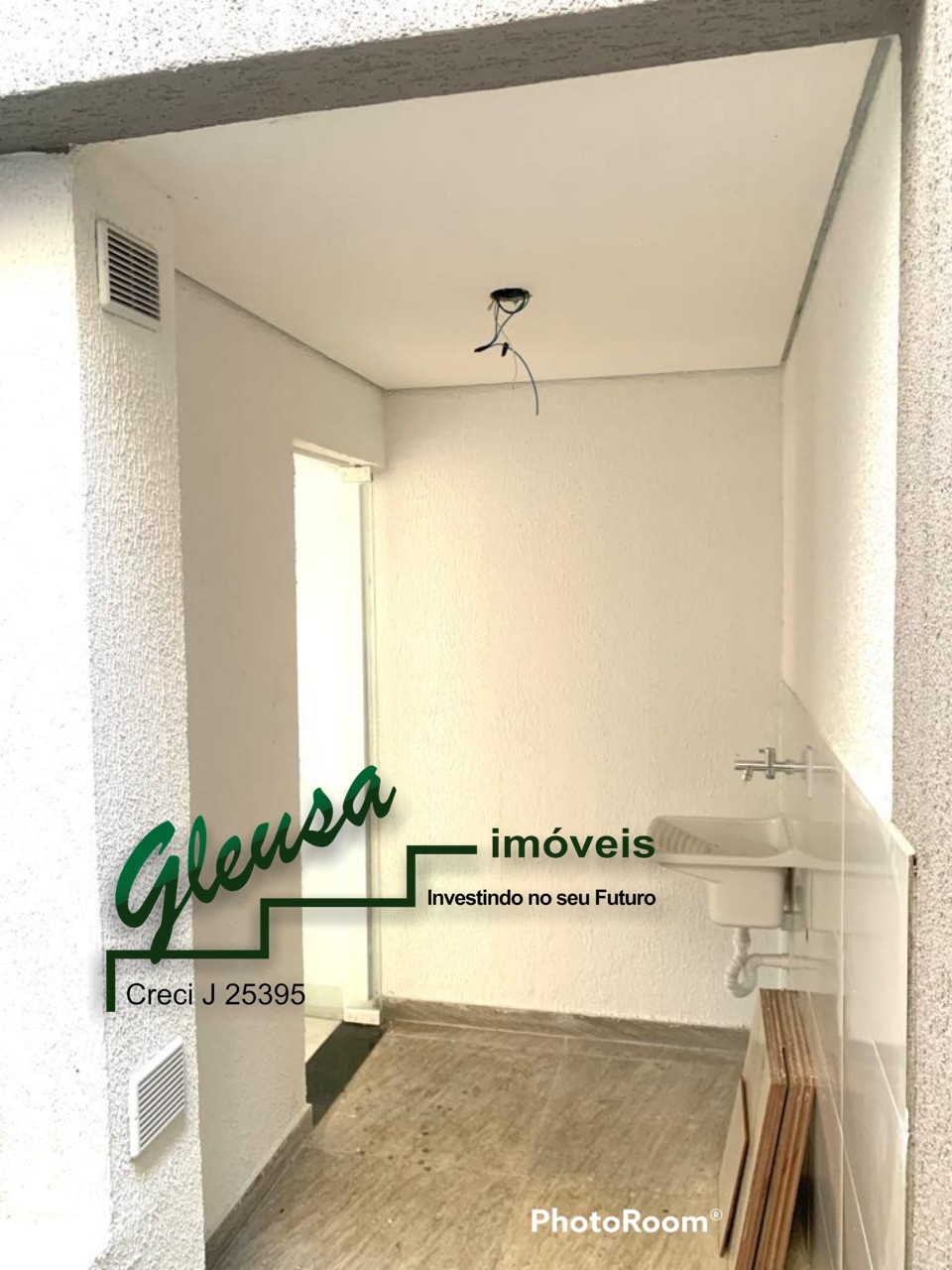 Apartamento à venda com 2 quartos, 44m² - Foto 13