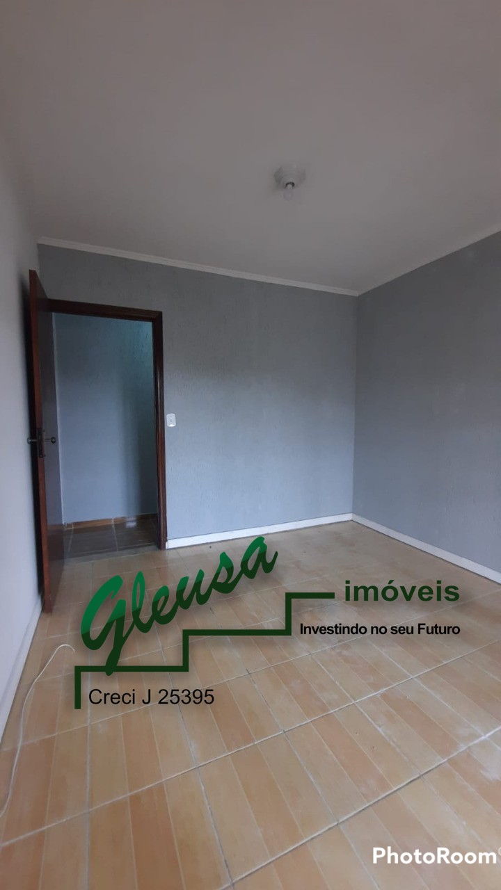 Casa para alugar com 3 quartos, 90m² - Foto 19