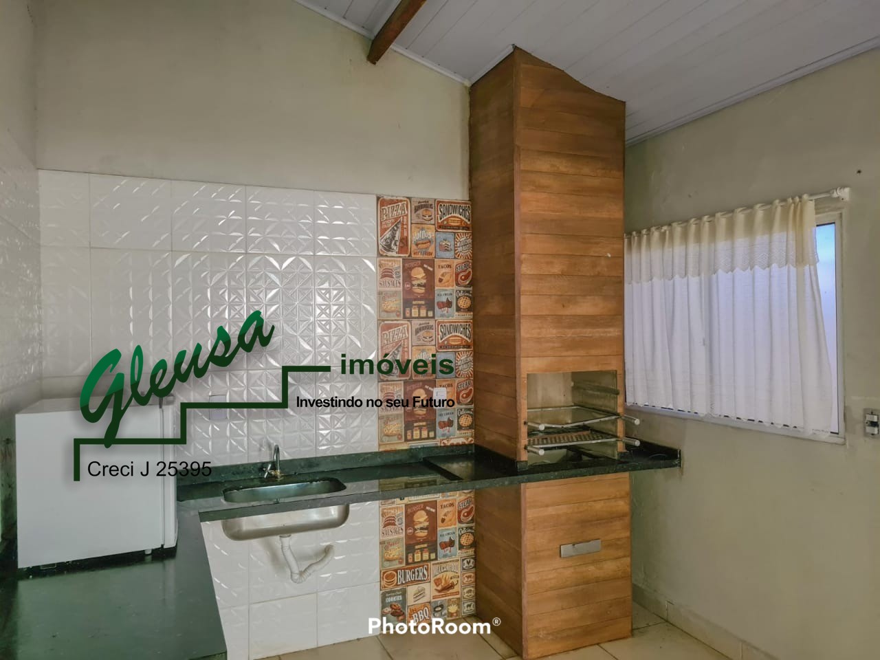 Casa à venda com 2 quartos, 59m² - Foto 12