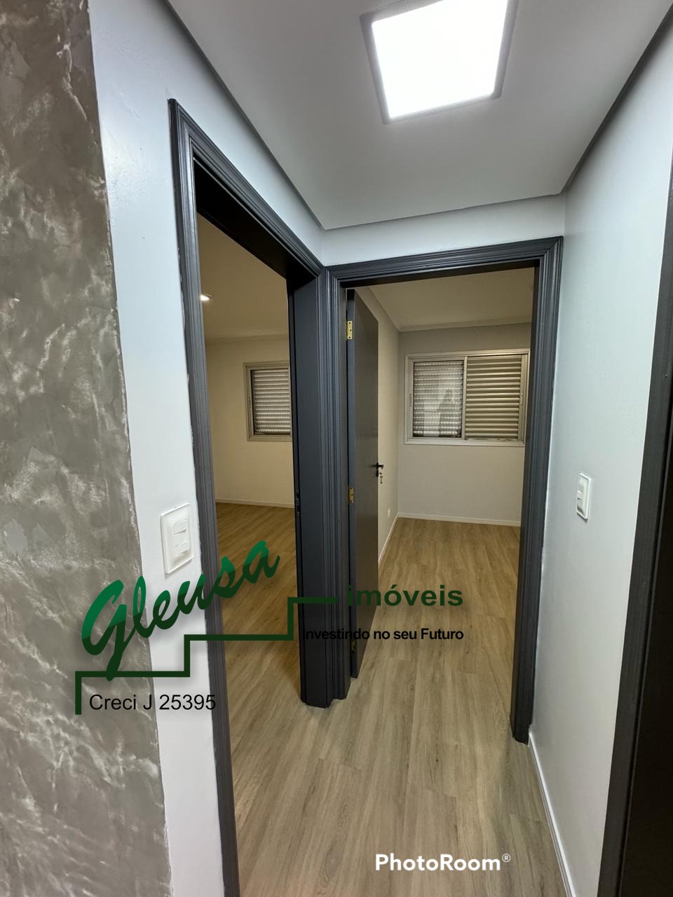 Apartamento à venda com 2 quartos, 56m² - Foto 15