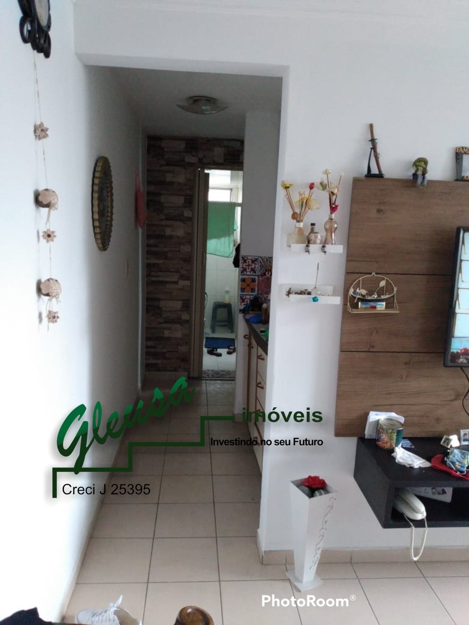 Apartamento à venda com 3 quartos, 50m² - Foto 2