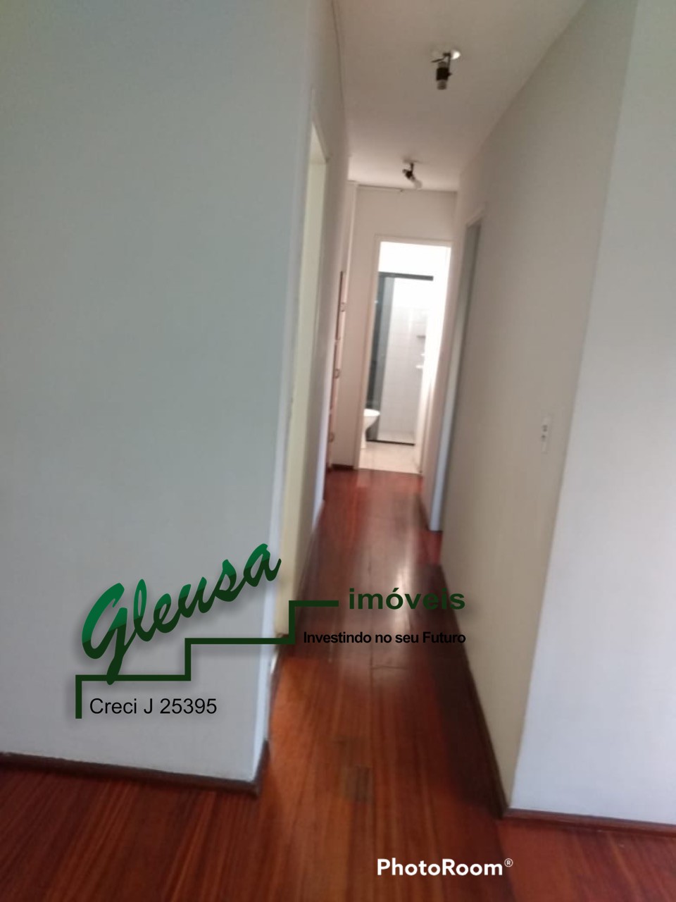 Apartamento à venda com 2 quartos, 64m² - Foto 7