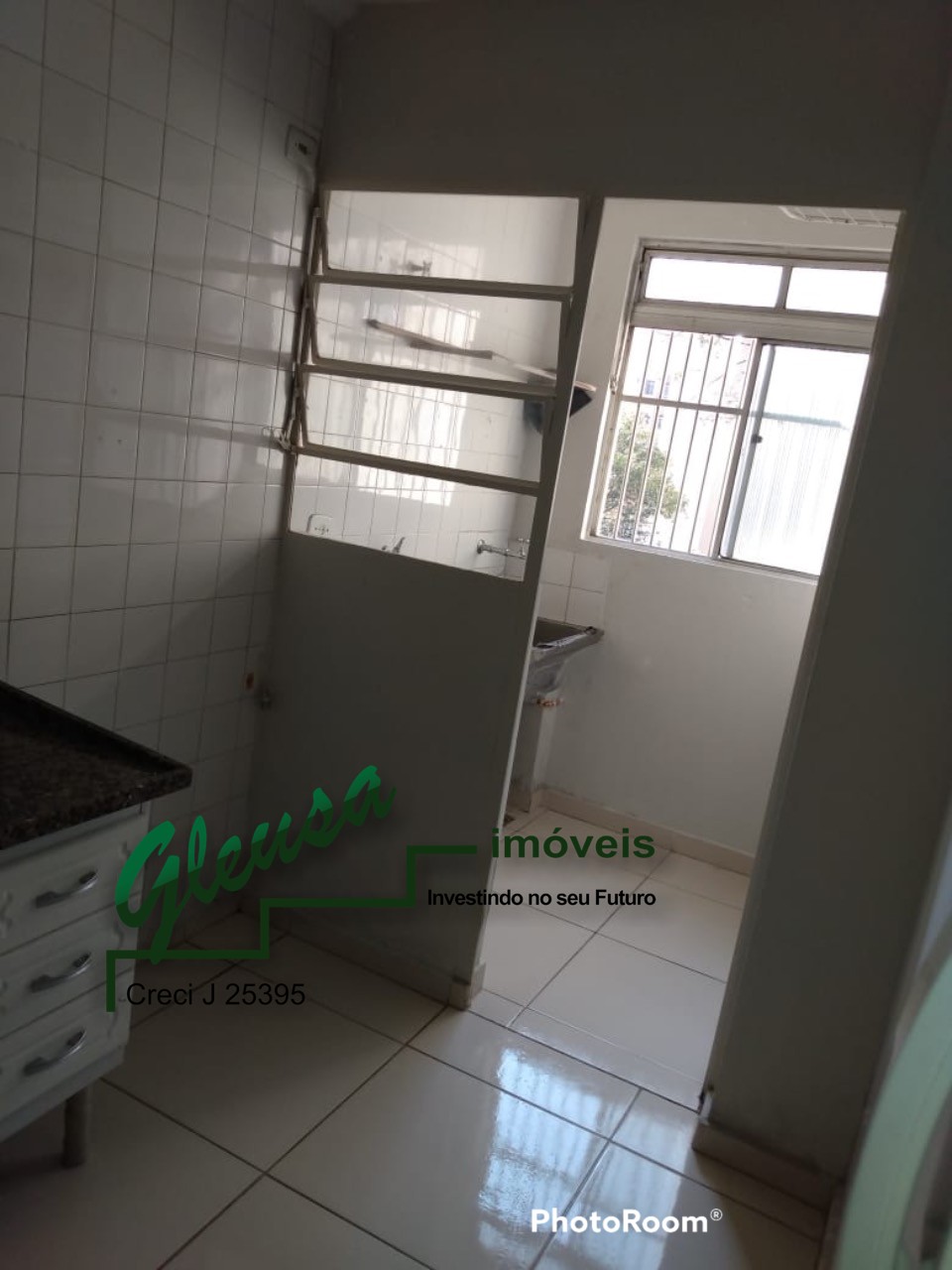 Apartamento à venda com 2 quartos, 64m² - Foto 6