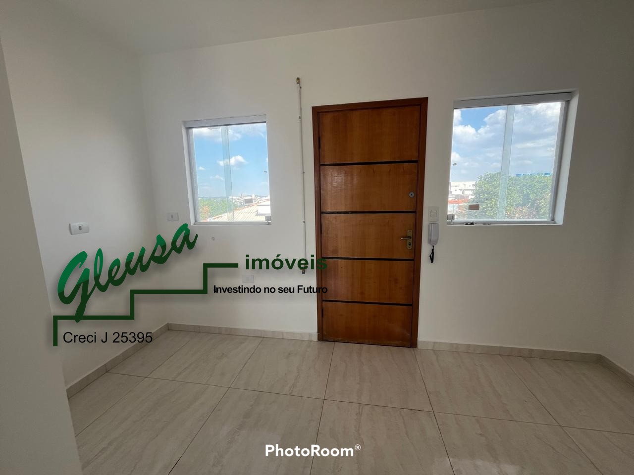 Apartamento à venda com 1 quarto, 27m² - Foto 2