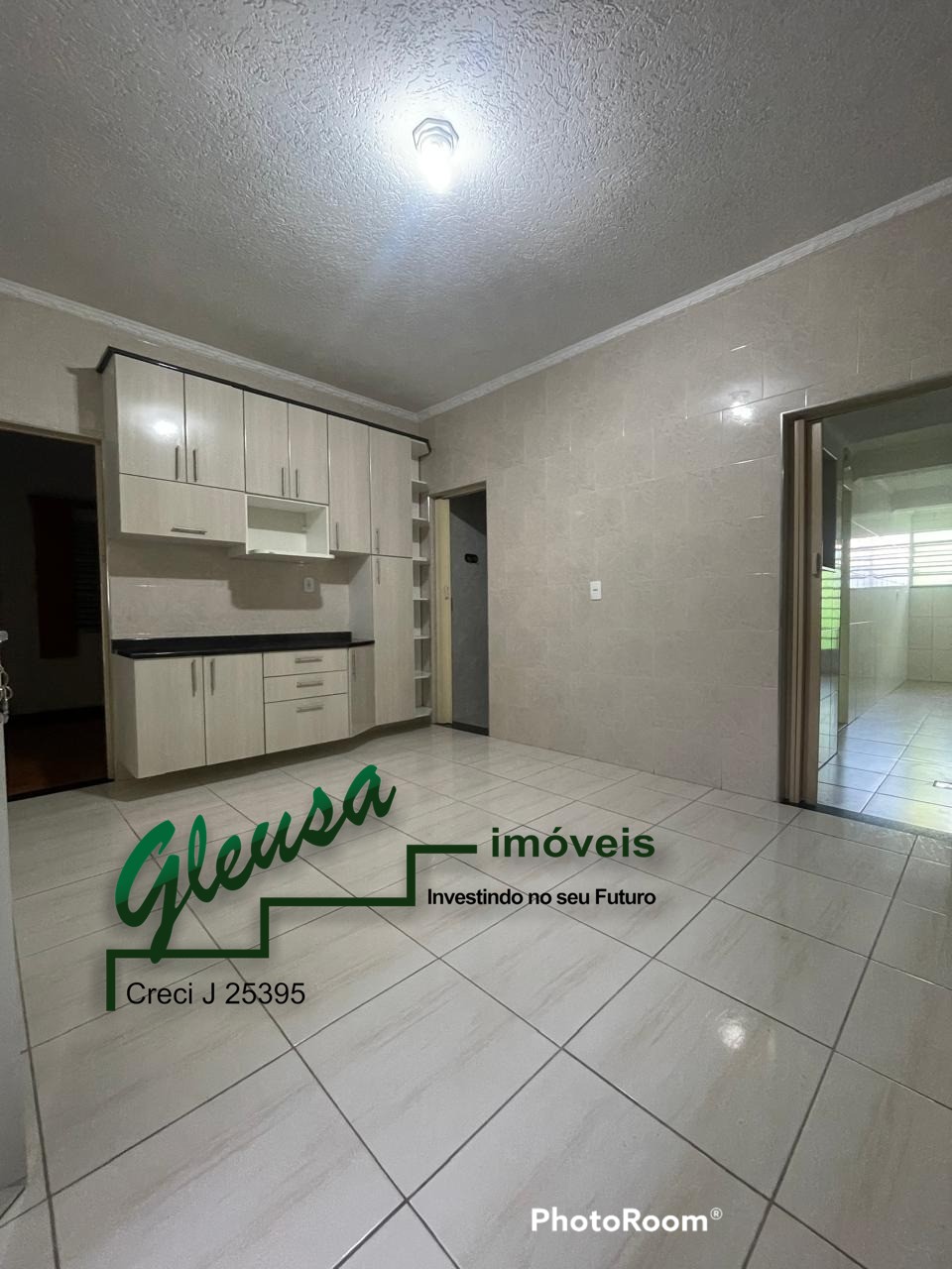 Casa para alugar com 2 quartos, 100m² - Foto 6